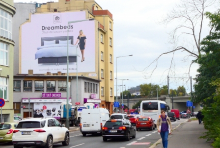 Dreambeds oslovili svou OOH kampaní celou Prahu